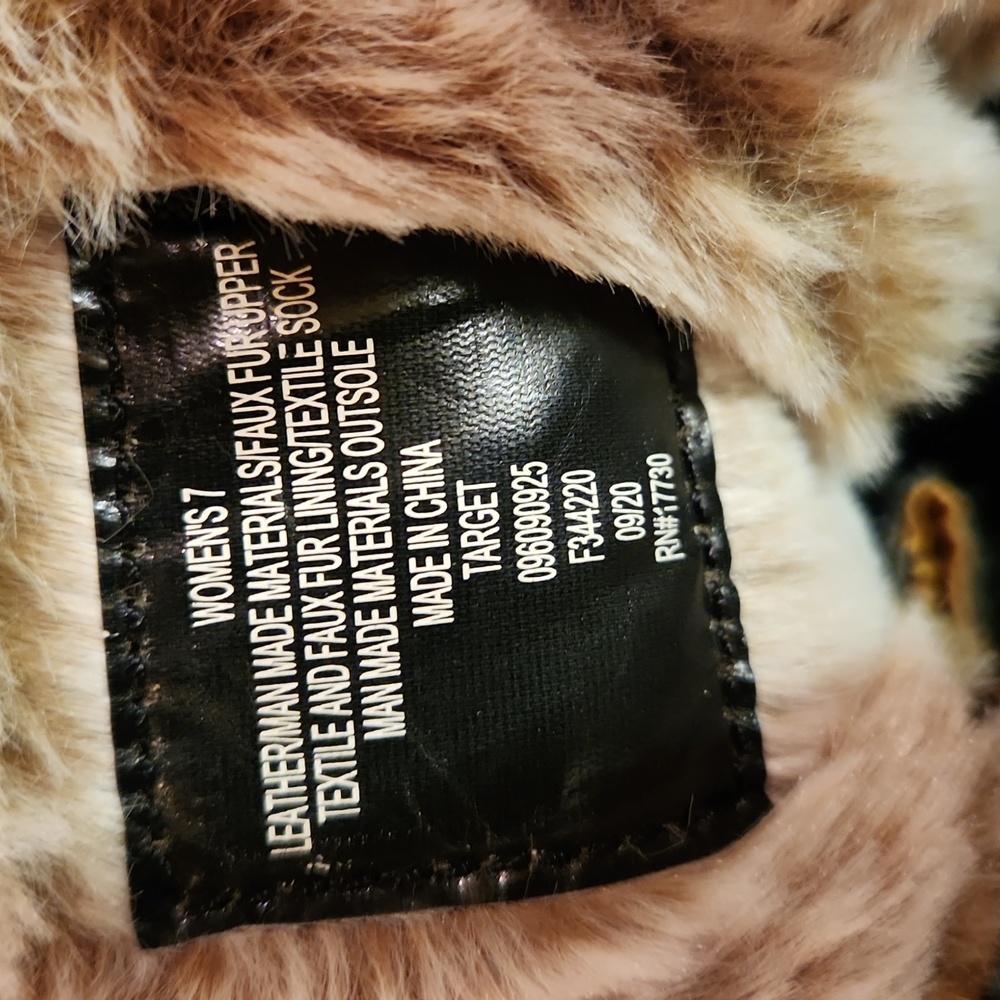(NWOT) Women All IN MOTION Winter boots - Picture 9 of 9